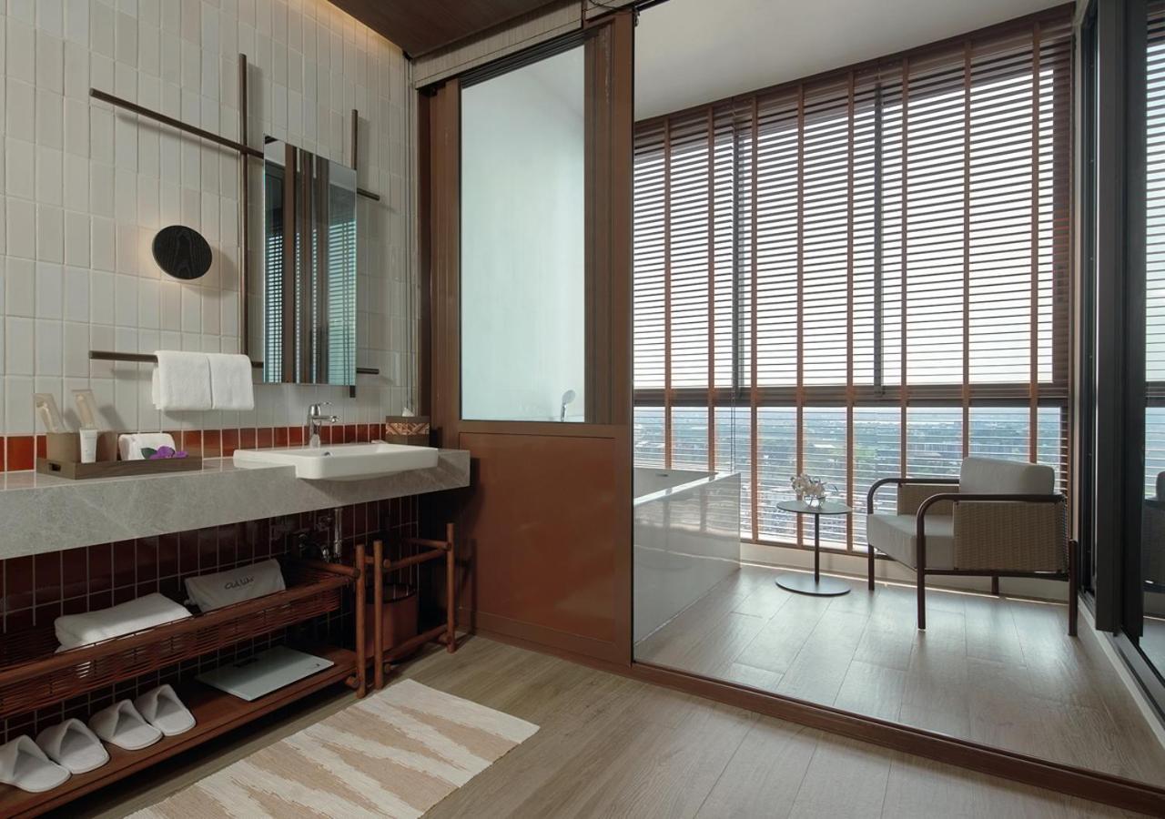 Ad Lib Hotel Khon Kaen Ngoại thất bức ảnh